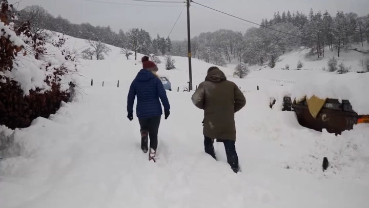'Unprecedented' snowfall causes chaos in Cumbria