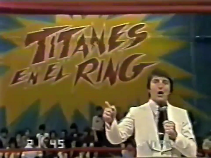 Juan Figueroa como 'El Androide' en Titanes en el Ring