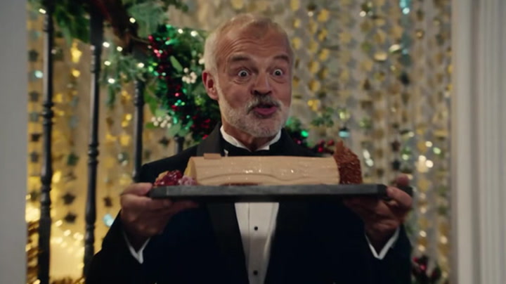 Graham Norton hosts party in Waitrose Christmas advert