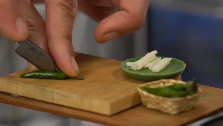 Video 'Tiny Kitchen' Chefs Make Real Food in Mini Sizes - ABC News