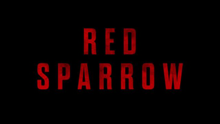 Red sparrow nackt