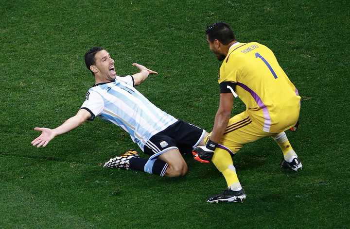 Un clásico de los mundiales: cuántas veces jugó Argentina contra Países Bajos y cómo le fue