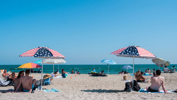 The Ultimate Guide to New York's Far Rockaway Beach: Where to Eat