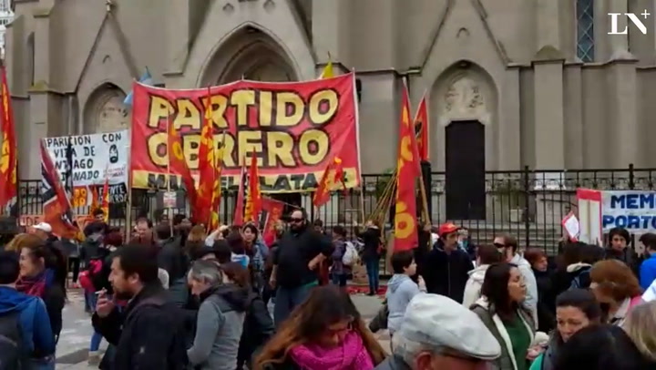 Preparativos en Mar del Plata para la marcha pidiendo por la aparición de Santiago Maldonado