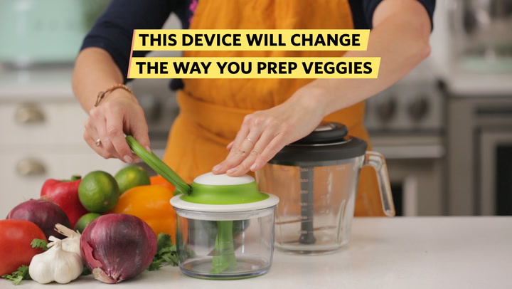VeggiChop Hand-Powered Food Processor – Chef'n