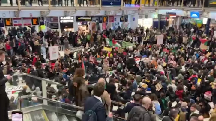 Hundreds of pro-Palestine protesters stage sit-in at Liverpool Street station