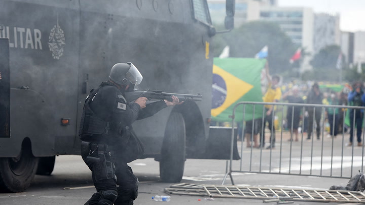 Brazil: Security forces regain control of Congress from Bolsonaro supporters