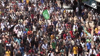 Miles de palestinos marchan en el funeral del líder islámico asesinado por Israel