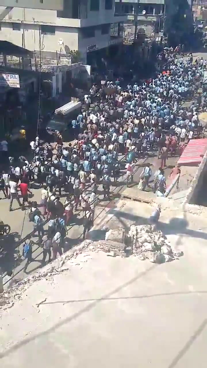 Protesta de estudiantes por la inseguridad en Haití