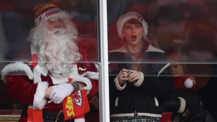 Taylor Swift arrives for latest Kansas City Chiefs game flanked By Santa