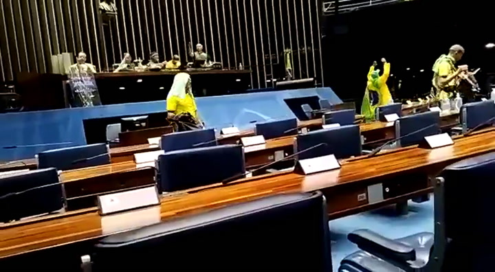 Destrozos en el interior del Congreso en Brasilia