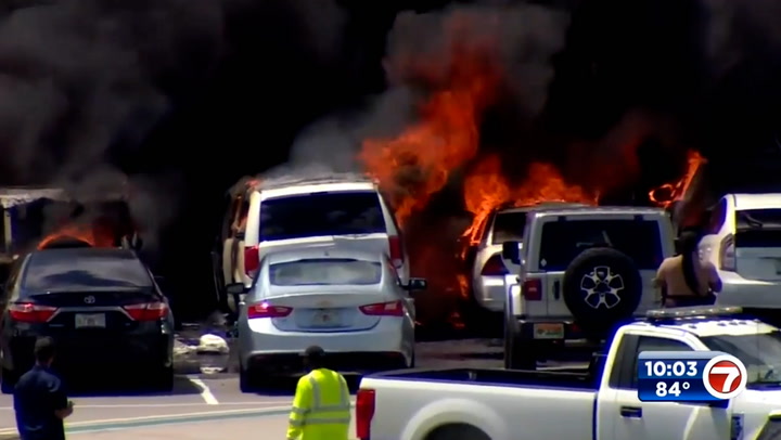 Fire from tailgator grill wipes out cars at Dolphins game