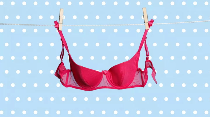 9 Signs It's Time to Replace Your Bra