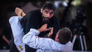 Impactantes imágenes del traslado del luchador de Jiu Jitsu, Leandro Lo, en Brasil