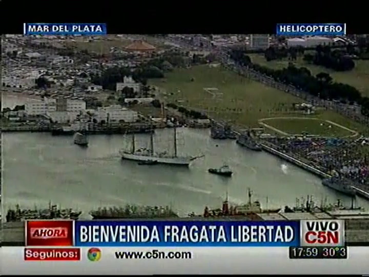 Así fue la llegada de la Fragata al puerto de Mar del Plata (C5N)