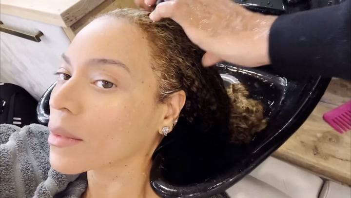 Beyonce? shares rare glimpse of natural hair in behind-the-scenes transformation