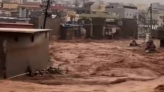 Iraq: Mudslides rush down roads as city of Duhok suffers severe floods