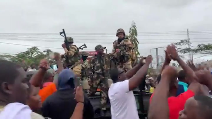 Crowds cheer military in Gabon following coup