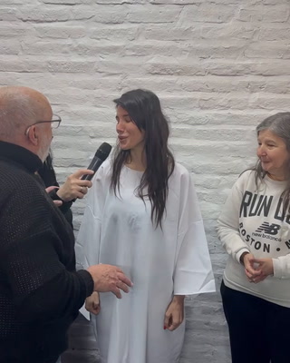 Llanto y emoción de Andrea Rincón en su bautismo: “Me arrepiento de todo” 
