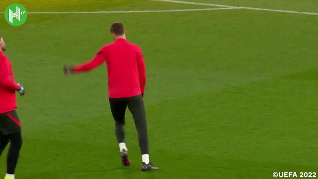 أتليتكو مدريد جاهز لتحدي مانشستر يونايتد في دوري الأبطال