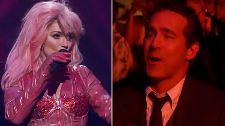 Shania Twain swaps out 'Brad Pitt' line for Ryan Reynolds at People's Choice Awards