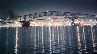 Choque barco de carga en puente de Baltimore