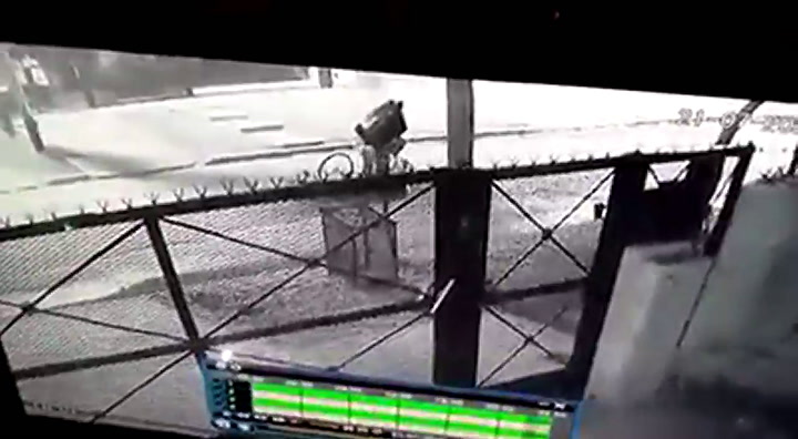 Así el robaron la bicicleta a un repartidor de comida