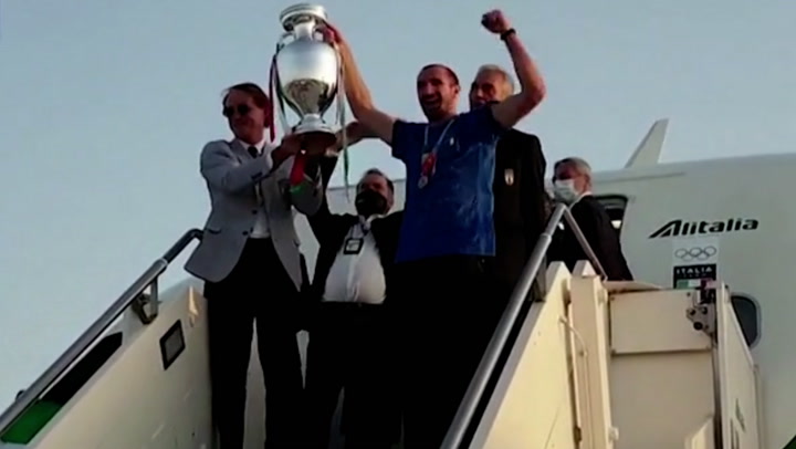 Italy return to Rome with Euro 2020 trophy