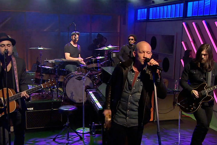 Shows:  The Fray "Love Don't Die"