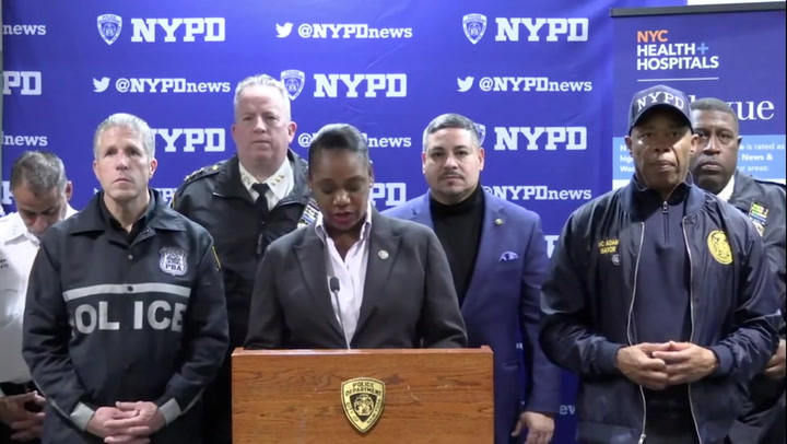 New York City: Police officers attacked with machete on New Year's Eve, officials confirm