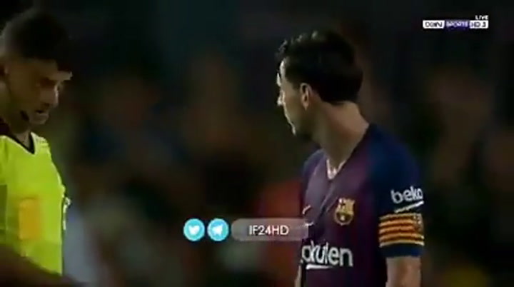 Lionel Messi se negó a saludar al árbitro después del partido - Fuente: Twitter