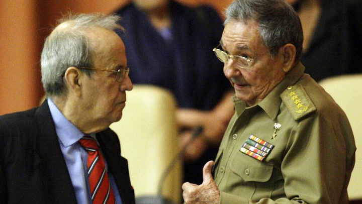Muere Ricardo Alarcón, figura internacional de la revolución cubana