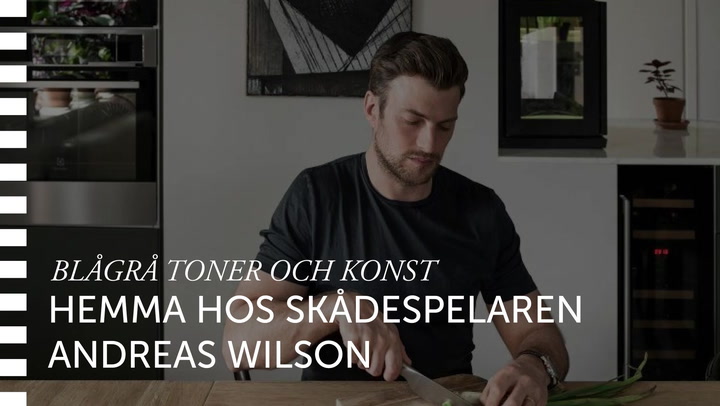 Blågrå toner och konst - kika in hemma hos skådespelaren Andreas Wilson