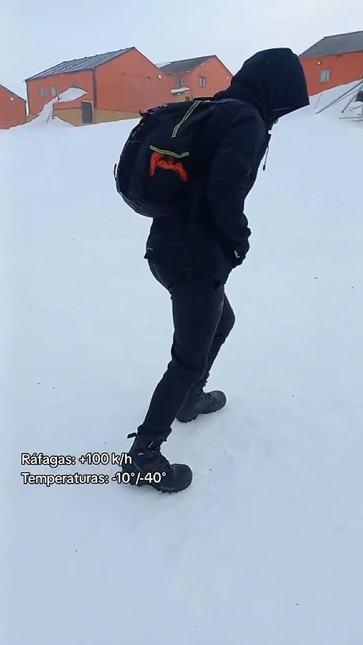 Un joven mostró cómo es ir al colegio en la Antártida