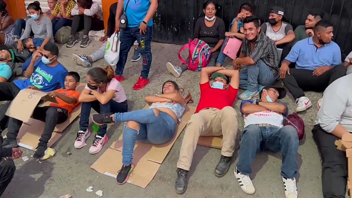 Migrantes inician huelga de hambre para presionar al Gobierno Mexicano