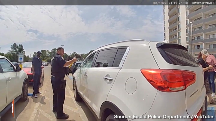 MUST WATCH: Ohio Police Break Window of Hot Car to Rescue Baby After Call from Frantic Mother