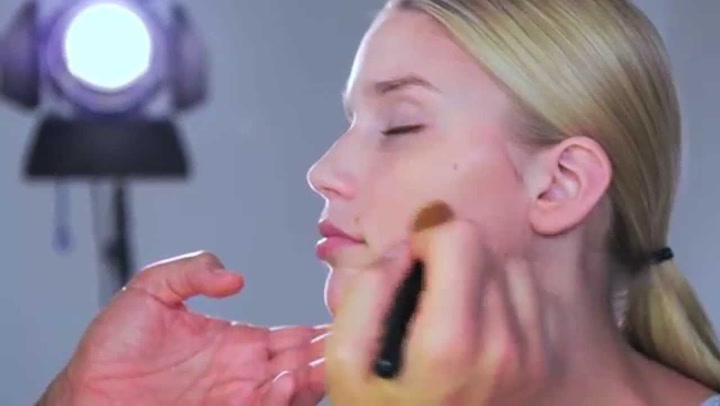 Makeupguide: Nude Skin