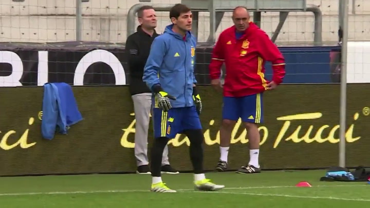 Iker Casillas, 'bien y estable' tras sufrir un infarto - Fuente: AFP
