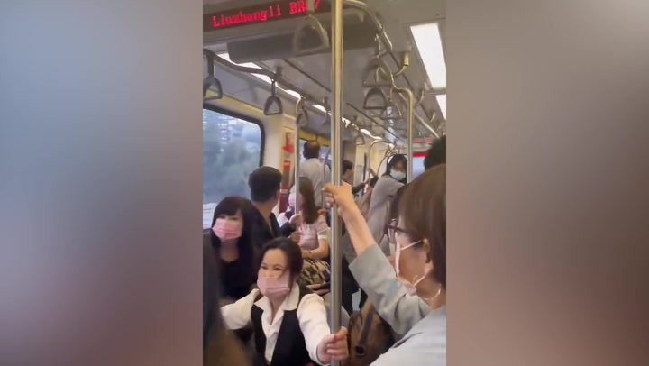 Taiwan: Commuters rocked on train by 7.4 magnitude earthquake