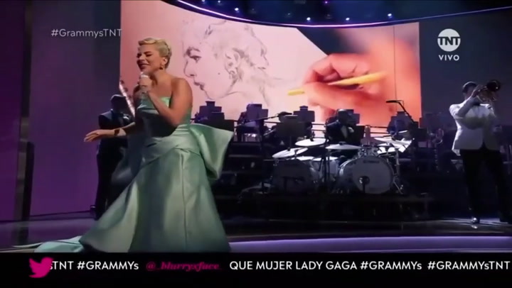 El homenaje de Lady Gaga a Tony Bennett en los premios Grammy