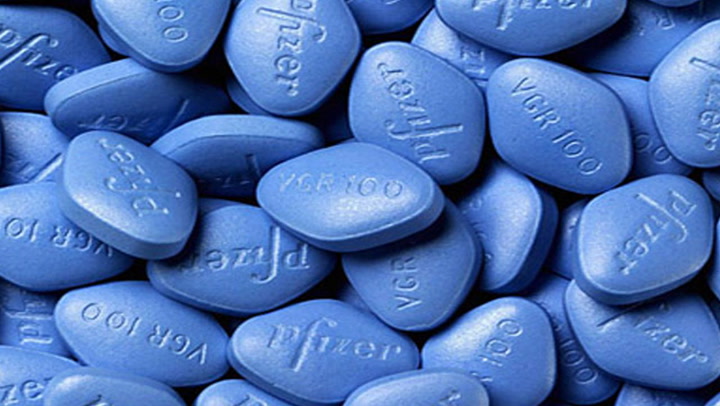 Rock star overdoses on Viagra