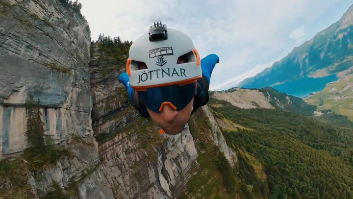 Headcam captures stunning wingsuit jump in the Swiss Alps