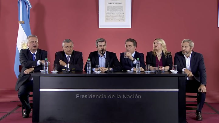 Conferencia de prensa completa tras la reunión del presidente Macri con gobernadores