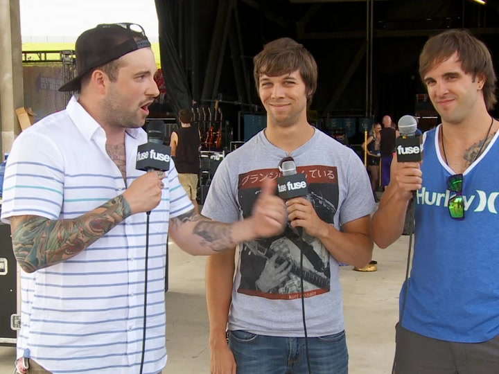 Festivals: Warped Tour: 2013:  August Burns Mosh Pit Do's and Don'ts