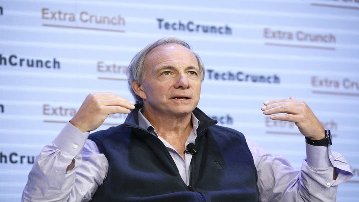 Ray Dalio Says Investing in Bonds Has Become ‘Stupid’