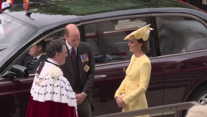 William and Kate arrive at St Paul’s Cathedral for service of thanksgiving