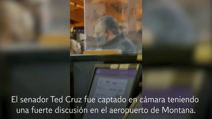 El senador Ted Cruz fue captado discutiendo con personal en un aeropuerto en Montana
