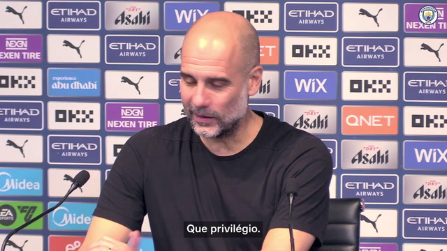 Pep Guardiola celebra "privilégio" do Manchester City