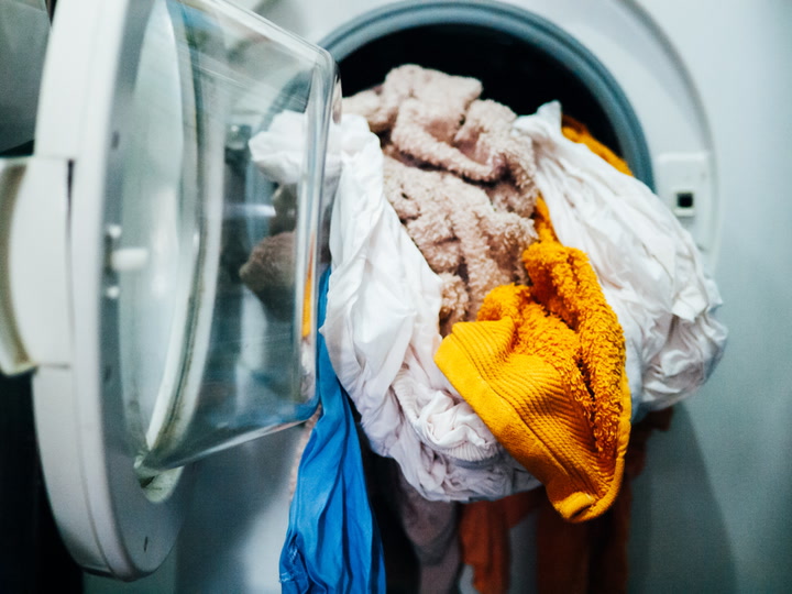 Washing Safely Without Leaving Leftover Bleach