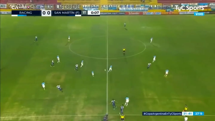 Copa Argentina: el error de Gabriel Arias al minuto de juego que complicó a Racing